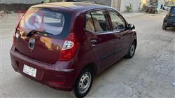 هیوندای i10